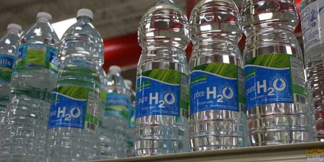 Biocoop ne vend plus d’eau en bouteille